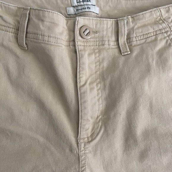 L.L.Bean Favorite Fit Womens Shorts Sz 12 Khaki High Rise Stretch Slash Pocket - Picture 4 of 11
